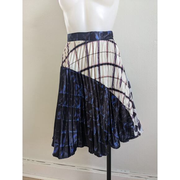 The Lines in Between Size XS Accordion Pleated Midi Skirt Black Tan Striped - Picture 5 of 10